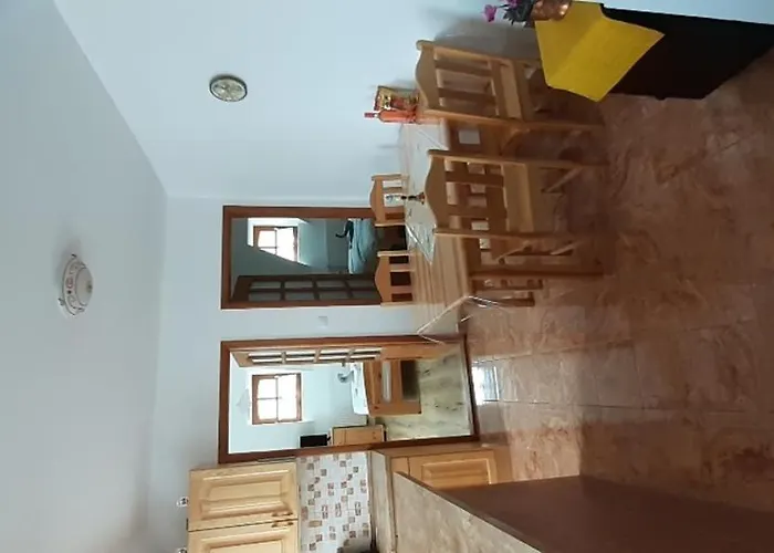 Natalia Vendeghaz * بالاتوناكالي