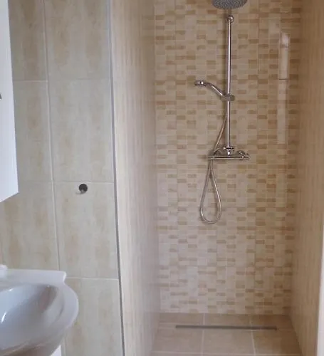 Apartament Natalia Vendeghaz *