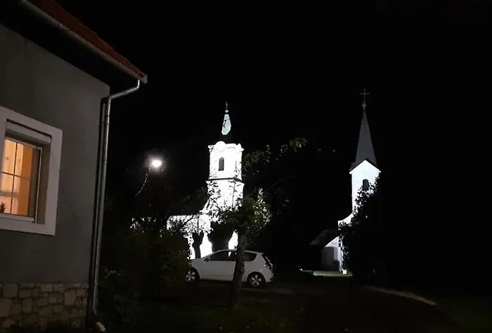 Apartament Natalia Vendeghaz *